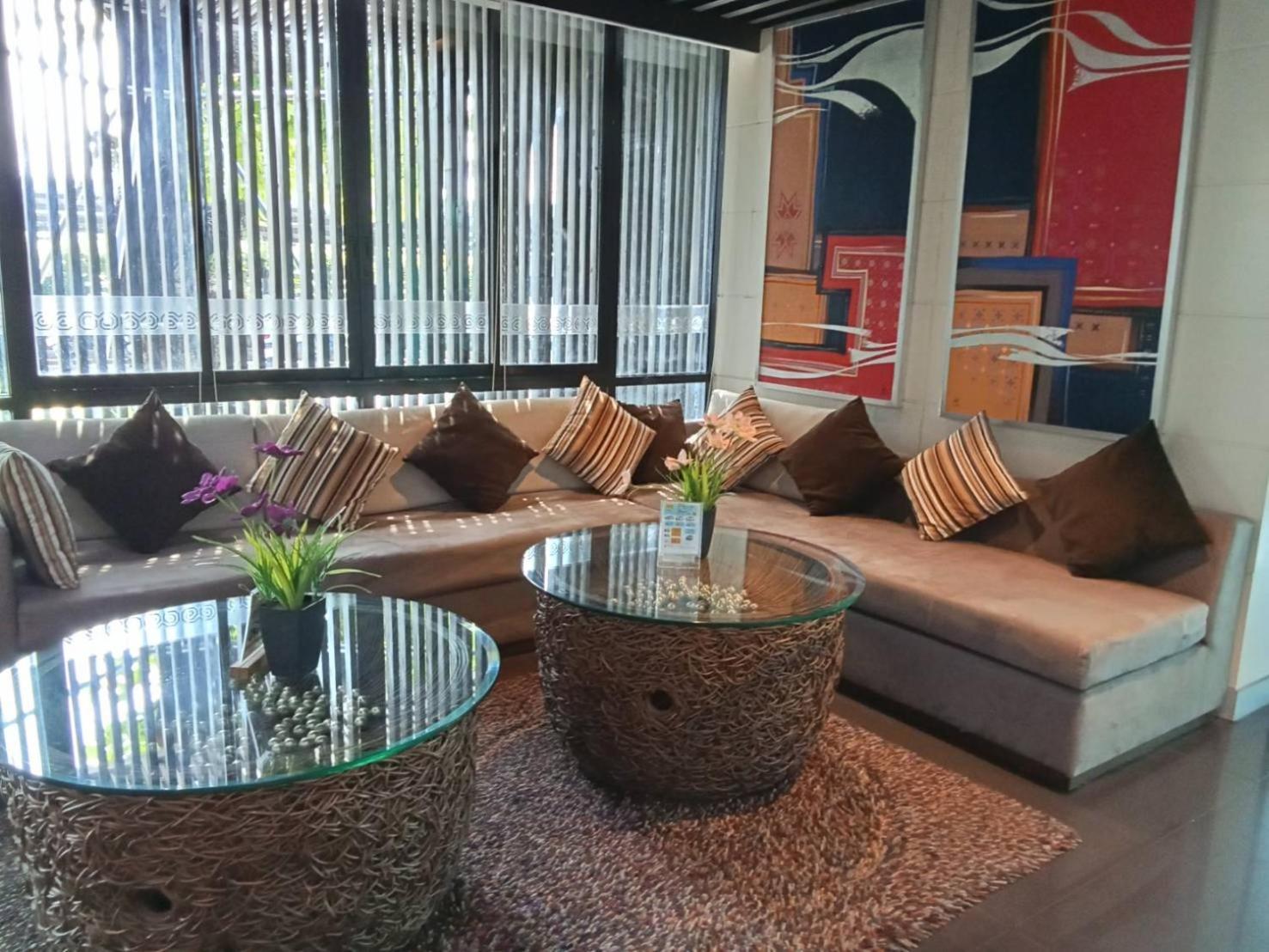 Hotel Huern Nana Jomsawan Phrae Exterior foto